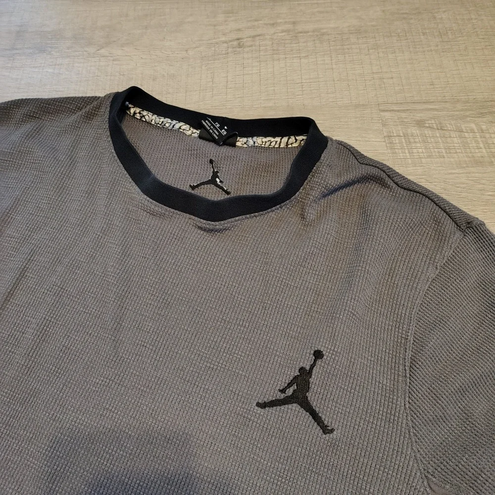 Jordan Mens XL Gray Waffle Knit Thermal Long Sleeve Jumpman Shirt Charcoal